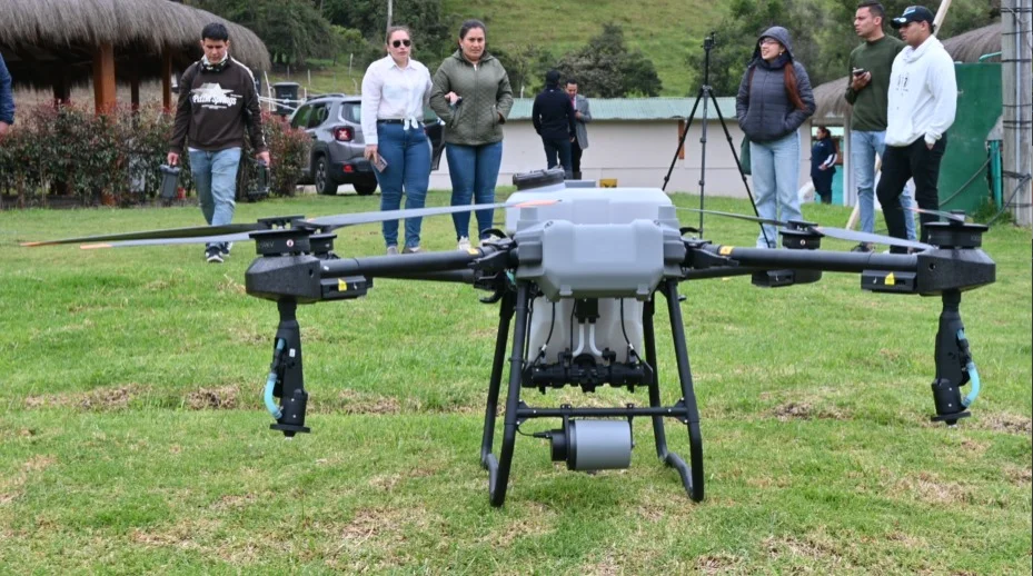Del robot humanoide a los drones: diversas aplicaciones para conquistar las alturas