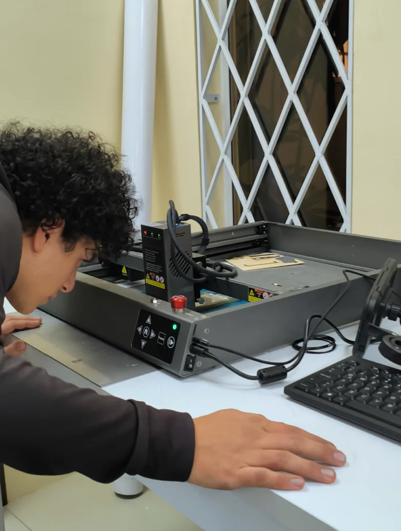 De Blender a una mano robótica: así convierte la Universitaria ideas en prototipos 3D