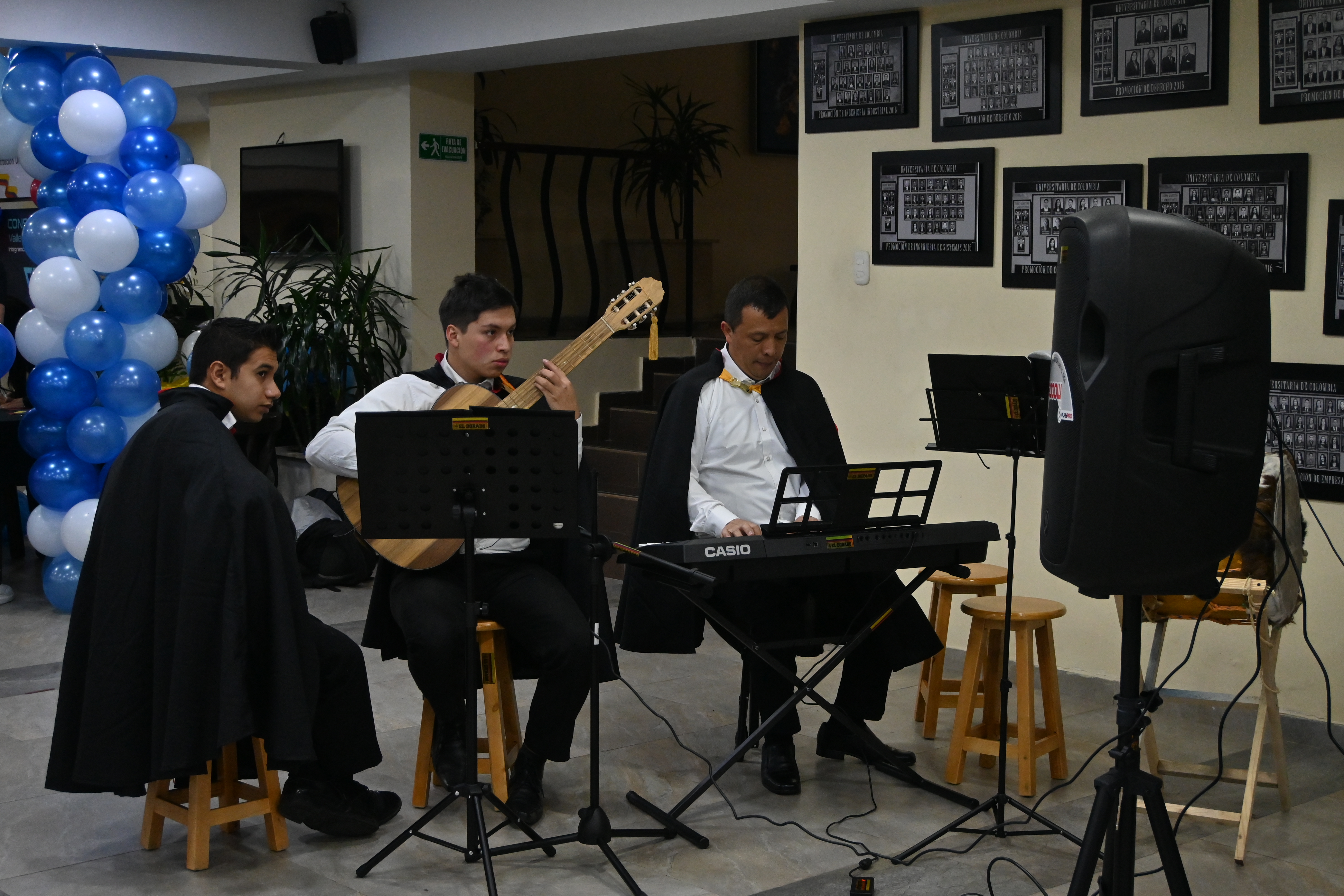 Actividad de Música - estudiantes participando en actividad cultural